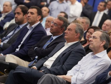 ΝΔ: Όλο το παρασκήνιο της Πολιτικής Επιτροπής - Καταφανώς... μη ενθουσιασμένος ο Κ.Καραμανλής (φωτό)